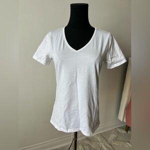 Ann Taylor Classic White V-Neck Women's Top